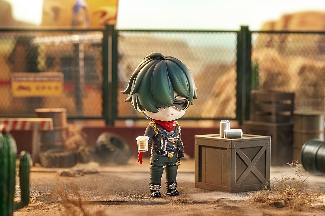 Atmospheric outback alley diorama photo of Lighter Nendoroid holding a beer mug next to a industrial wooden crate.