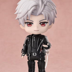 Full body studio shot of Sylus Nendoroid figure standing on clear base with smiling face plate.