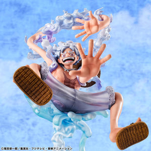 Rear view highlighting the detailed muscle sculpt on Luffy's back and flowing white sash effects.
