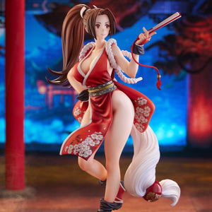 Cinematic shot of Mai Shiranui figure displayed against a traditional Japanese temple background.