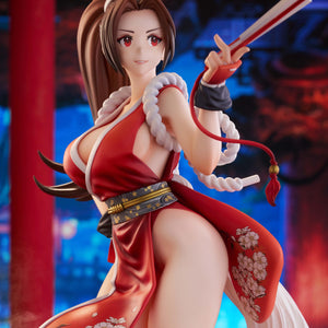 Side view cinematic photo of Mai Shiranui preparing her signature Shiranui-ryu Ninjutsu move.