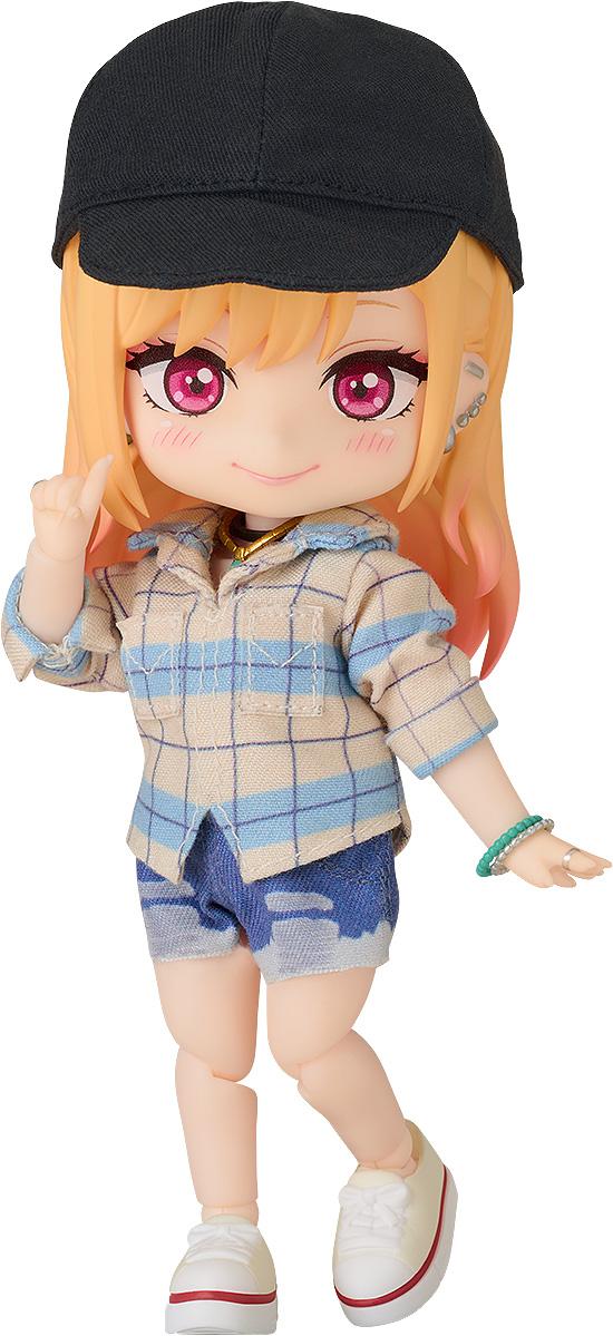 Front view of Marin Kitagawa Nendoroid Doll in a casual plaid shirt, denim shorts, and black baseball cap.