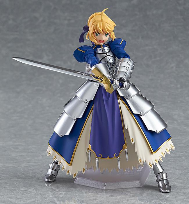 Saber 2.0 figma figure in an attack stance, featuring the shouting face plate and wide articulation in the armor plates