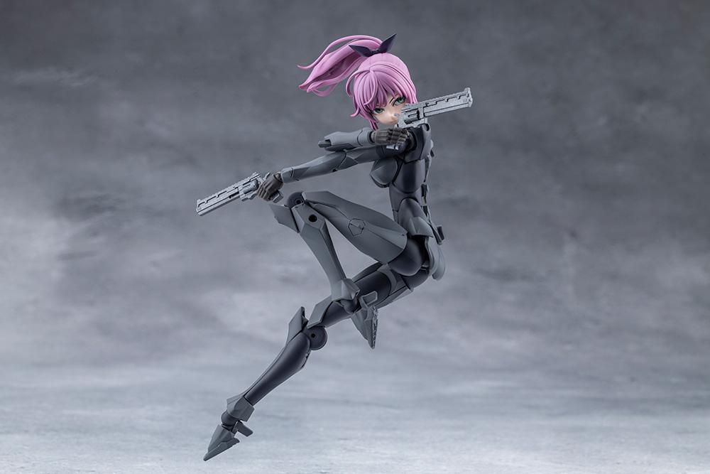 Dynamic airborne battle pose of the Emulator figure dual-wielding two hand cannons.