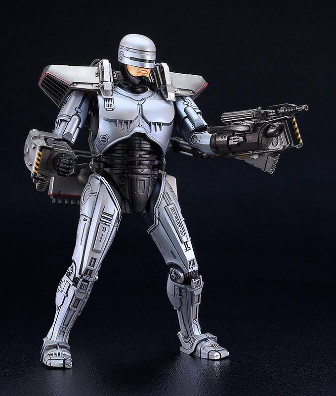 175mm RoboCop 3 figure aiming the specialized Gunarm attachment, showcasing the kit's metallic silver finish.