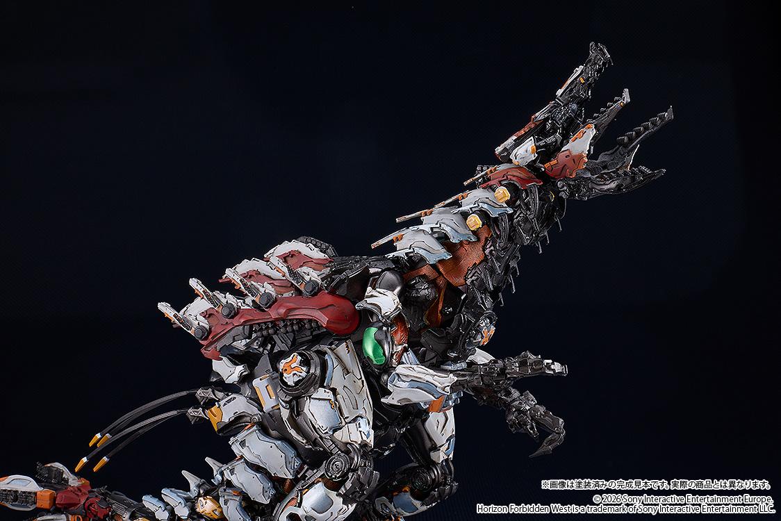 Action pose of the Slaughterspine model kit looking upward, highlighting the drawer joints in the neck and the pre-assembled ratchet joints in the hips.