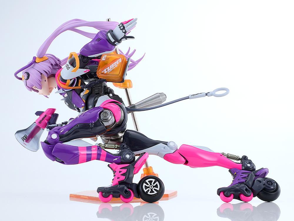 Low-profile speed skating sprint pose of the Shojo-Hatsudoki Pop Tracker cyborg runner gliding along the floor.
