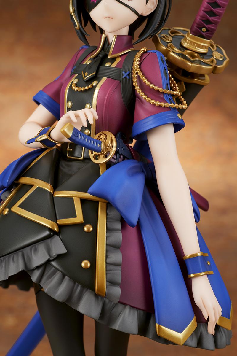 Close-up detail view of the waist area, gold buttons, belt, and saber hilt on the 1/7 scale Mysterious Ranmaru X figure.