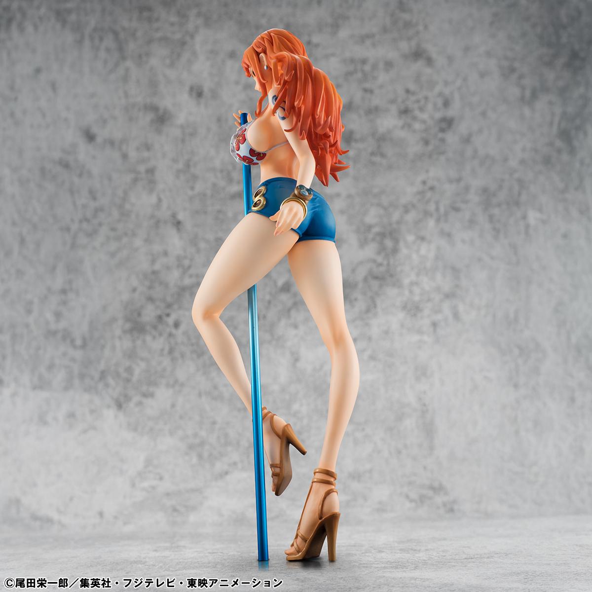 Direct rear view of the limited edition Nami figure showcasing the detailed sculpt of her long hair, bikini top straps, and denim hot pants.