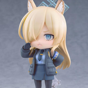 Detailed portrait of Kanna Ogata Nendoroid featuring her intimidating face plate with bared teeth and blue eyes.