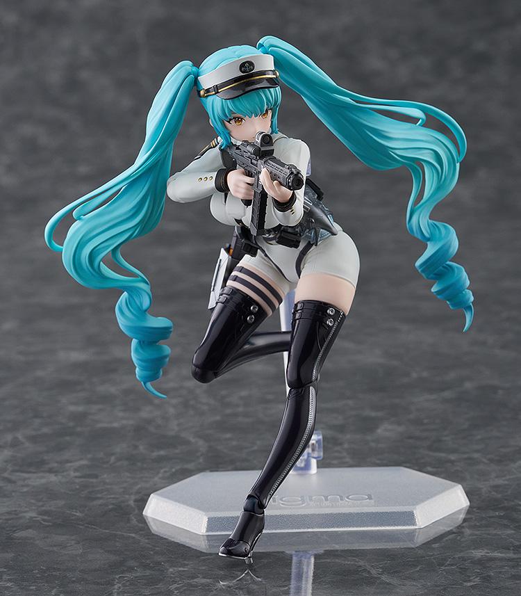 Dynamic running and aiming pose of the figma Privaty action figure.