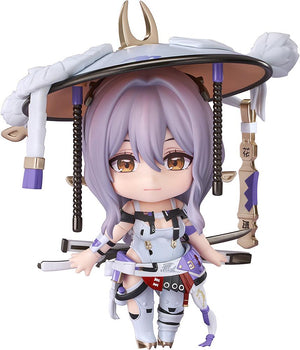 Front close-up portrait of the Goddess of Victory: Nikke Scarlet (Guren) Nendoroid action figure wearing her white Tsunogasa hat with a calm, smiling expression.