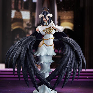 Promotional diorama shot of figma Albedo with euphoric face plate in a cathedral-like setting.