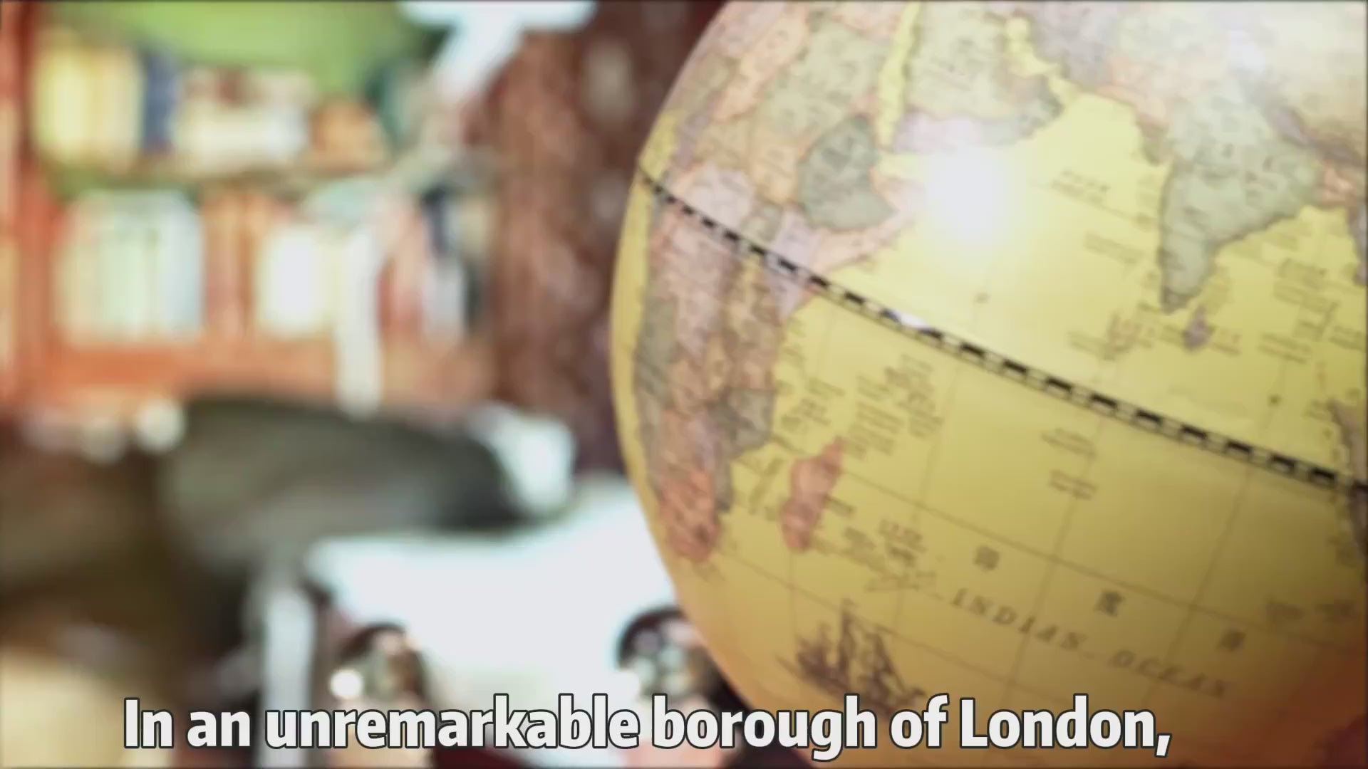 Video showcasing an assembled Tonecheer Baker Street book nook kit and the details of the kit.