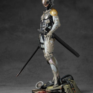 Dramatic side pose of Raiden highlighting the metallic texture and precision sculpt of the figure.