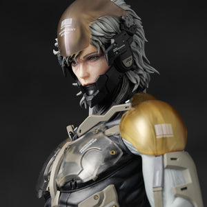 Angled close-up of Raiden's face showing high-precision detail on the visor and chin guard.