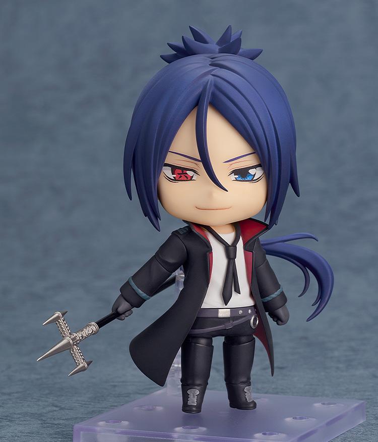 Mukuro Rokudo Ten-Years-Later Ver. Nendoroid showing red and blue heterochromia eyes and long dark trench coat.