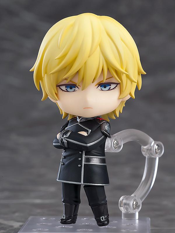 Standing pose of Reinhard von Lohengramm Nendoroid with arms crossed, featuring his blonde hair and blue admiral uniform.
