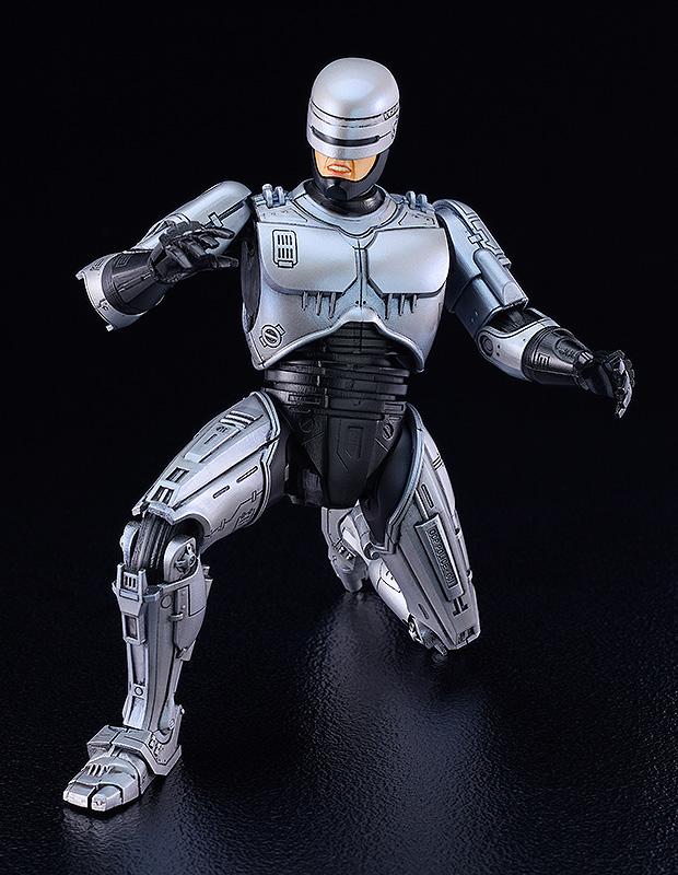 High-mobility kneeling pose of the RoboCop 3 figure, showcasing the model's range of motion and joint durability.