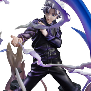 Mid-shot detail of Satoru Gojo in his battle pose with electricity and energy wisps surrounding the DX figure.