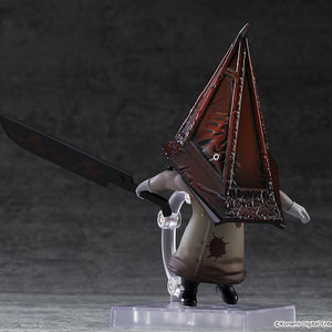 Angled pose of the Red Pyramid Thing Nendoroid figure dragging the Great Knife accessory across a display stand.