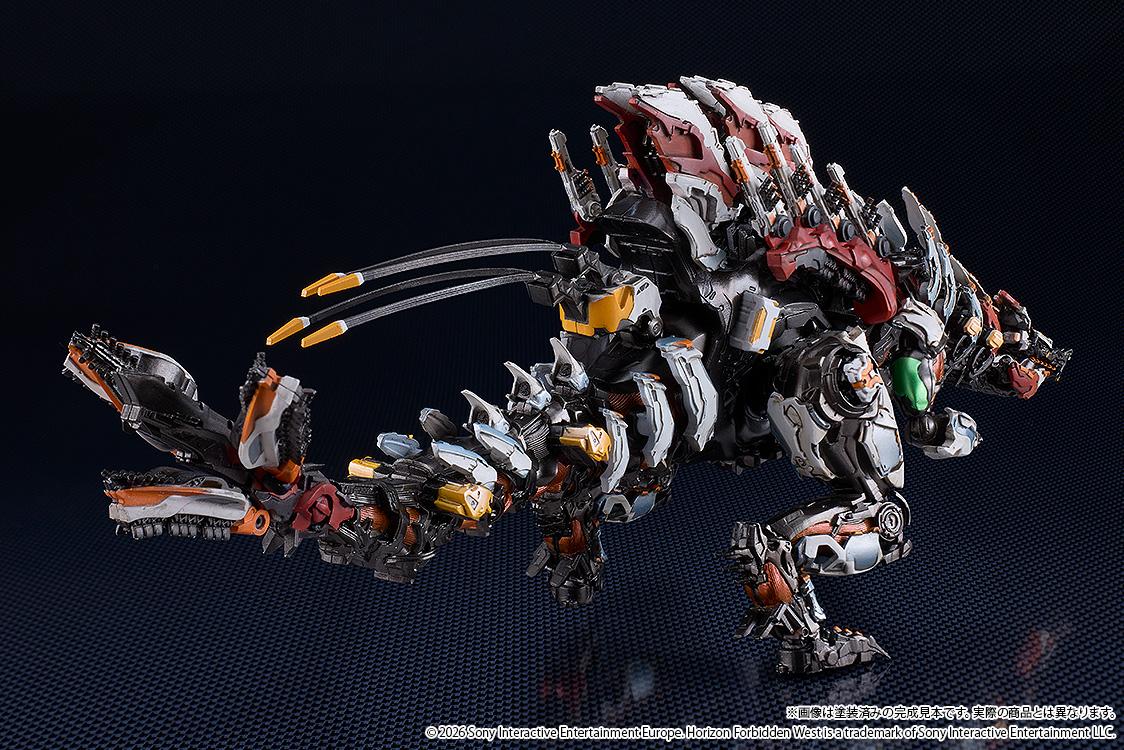 Rear view of the Slaughterspine plastic model, showing the detailed Spinetail Lancer and the various mechanical components along the spine and legs.