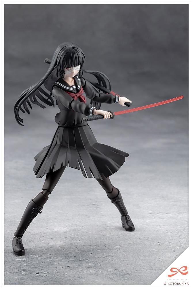 Crouching combat pose of the raven-black Kuon Yakushiji figure wielding a drawn metallic red Japanese sword with both hands.