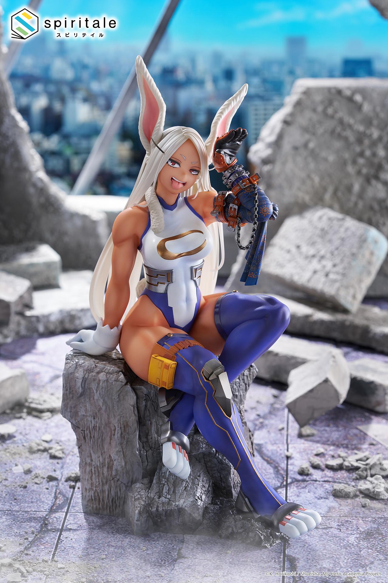 Full promotional view of Mirko with the tongue-out face plate displayed among cityscape ruins.
