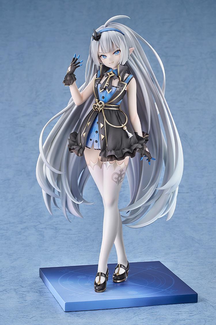 Full body shot of the Tyrant 1/7 scale figure displaying the alternate smiling face option on a square blue display base.