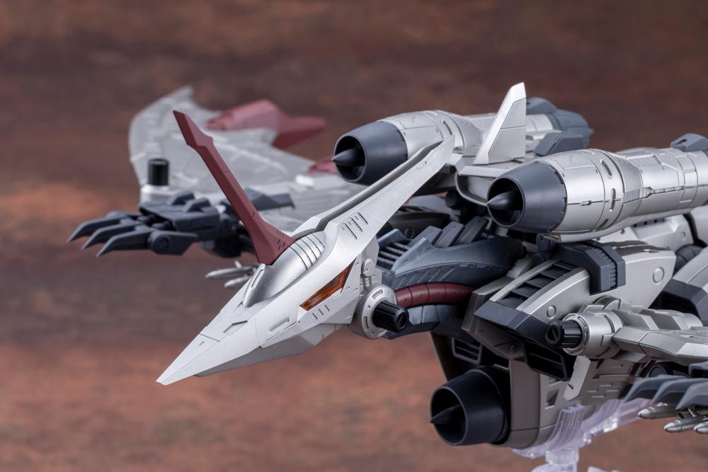 Close-up of the Storm Sworder's head and Top Sword weapon with orange clear parts.