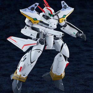 Right three-quarter view of the PLAMAX VF-19P Excalibur mecha model kit holding its signature white gun pod weapon in a combat stance.